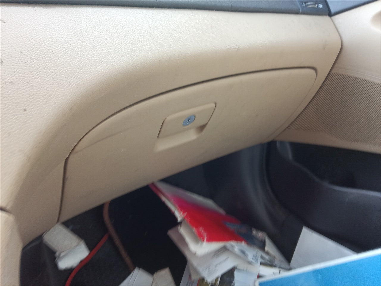 2012 Hyundai Sonata Glove Box Compartment