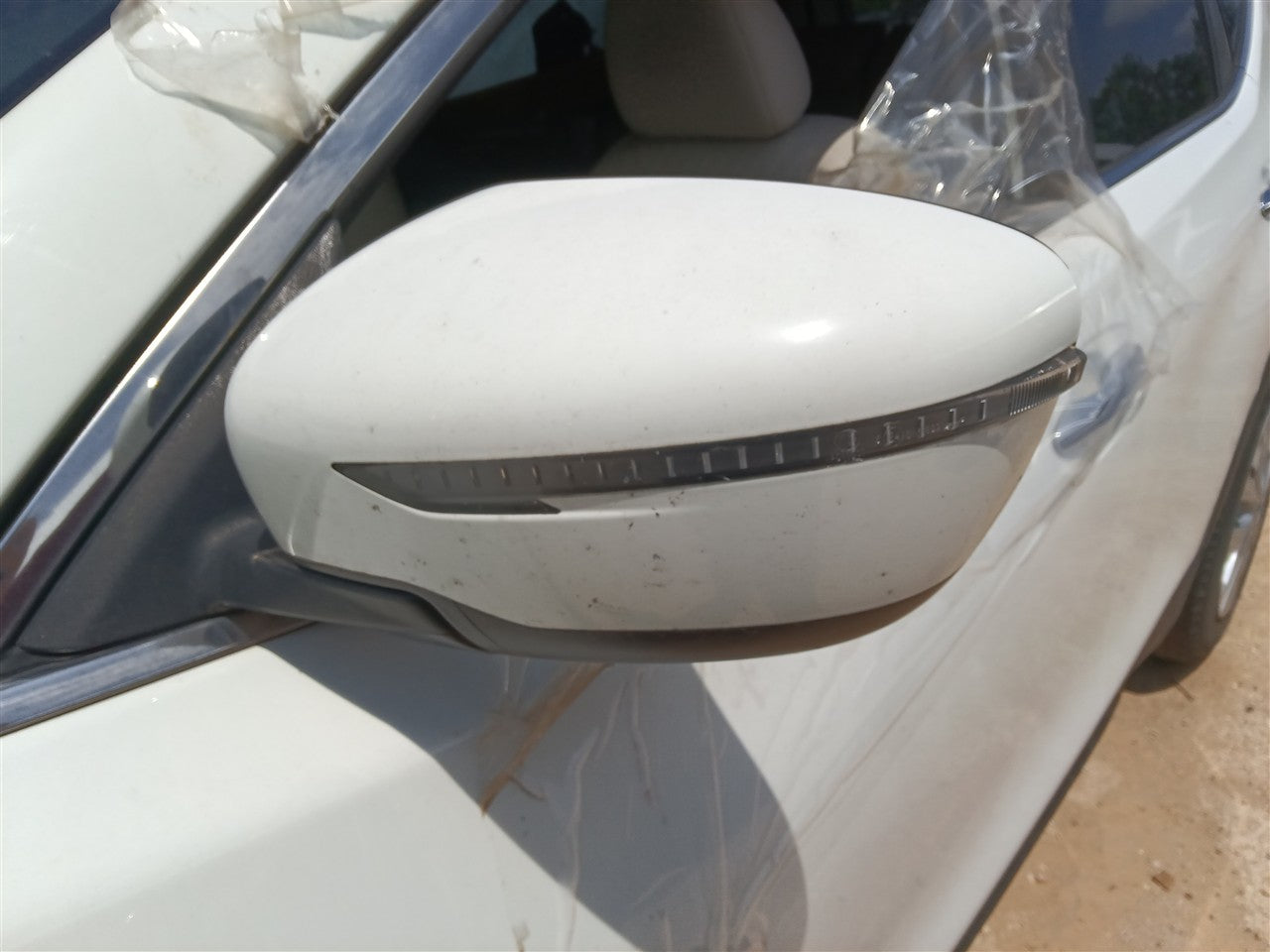 2014 thru 2020 Nissan Rogue Left Driver Side View Door Mirror power heated without camera L