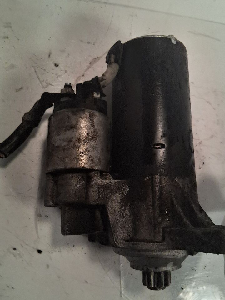 1985 thru 2005 Volkswagen Jetta, Volkswagen Golf, Volkswagen Eurovan, Volkswagen Passat and 4 more Engine Starter Motor