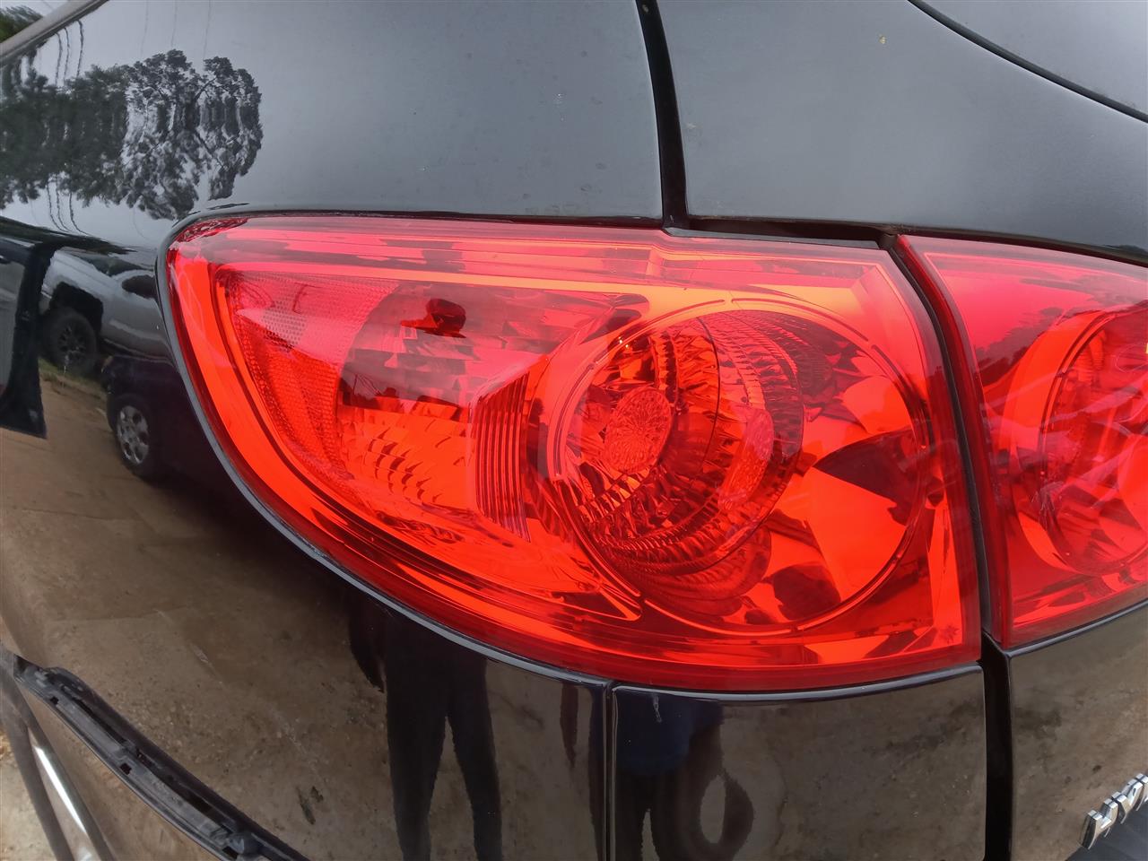 2007 2008 2009 Hyundai Santa FE Driver Side Left Tail Light Lamp Assembly quarter panel mounted L