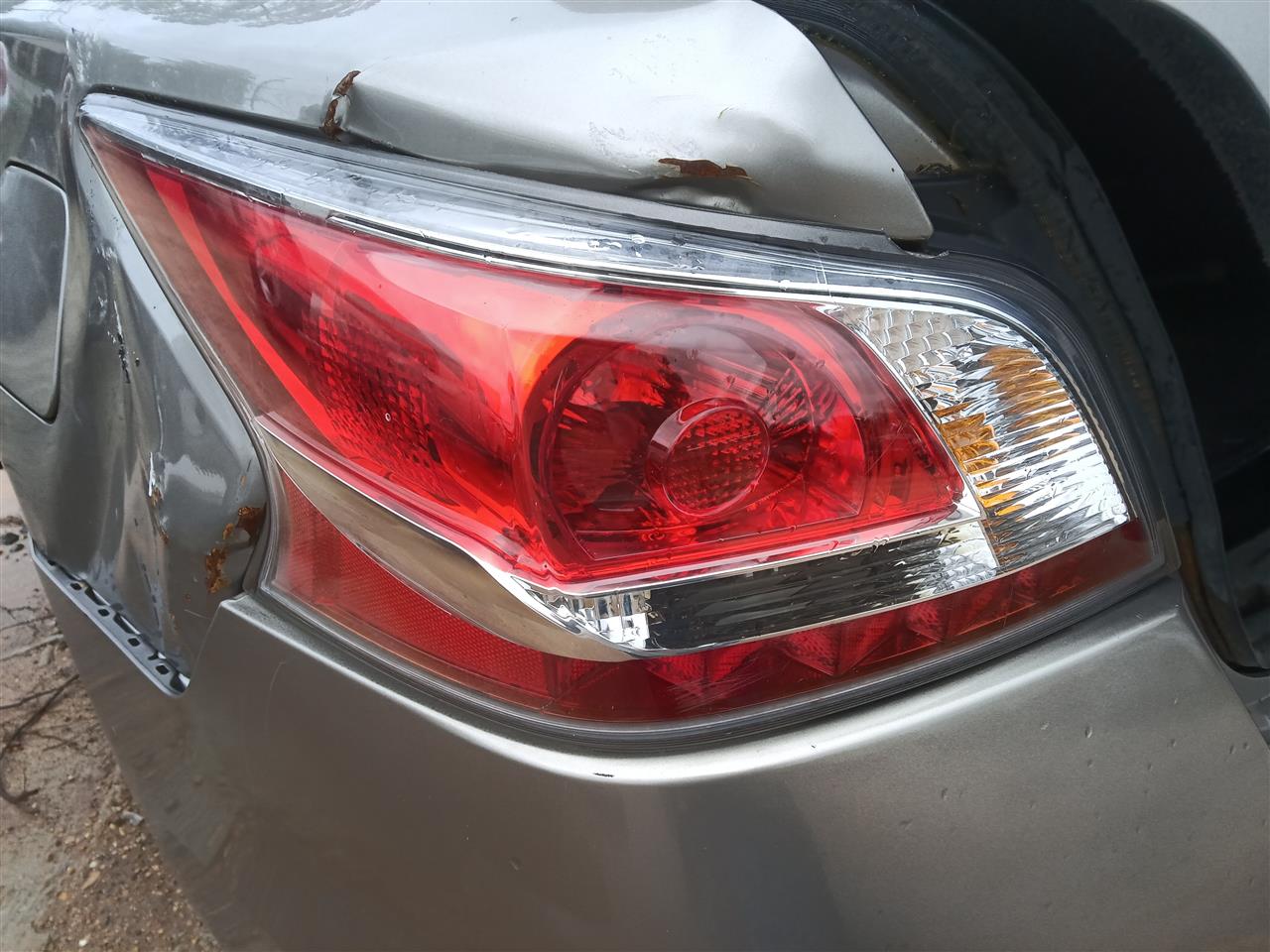2013 Nissan Altima Driver Side Left Tail Light Lamp Assembly quarter panel mounted Sdn without LED L