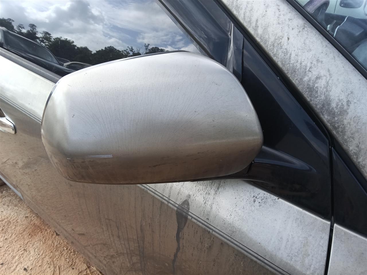 2003 2004 Nissan Murano Right Passenger Side View Door Mirror Power non heated without memory R