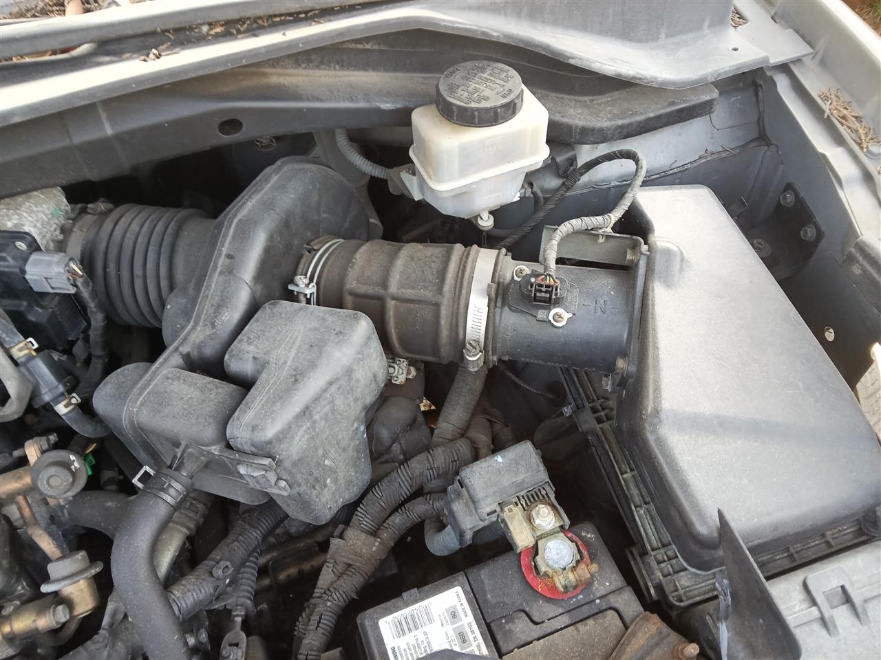 2003 thru 2007 Nissan Murano Air Cleaner Intake Filter Box