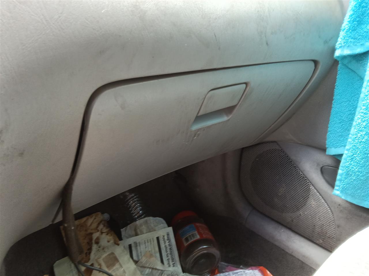 2006 Toyota Glove Box Compartment