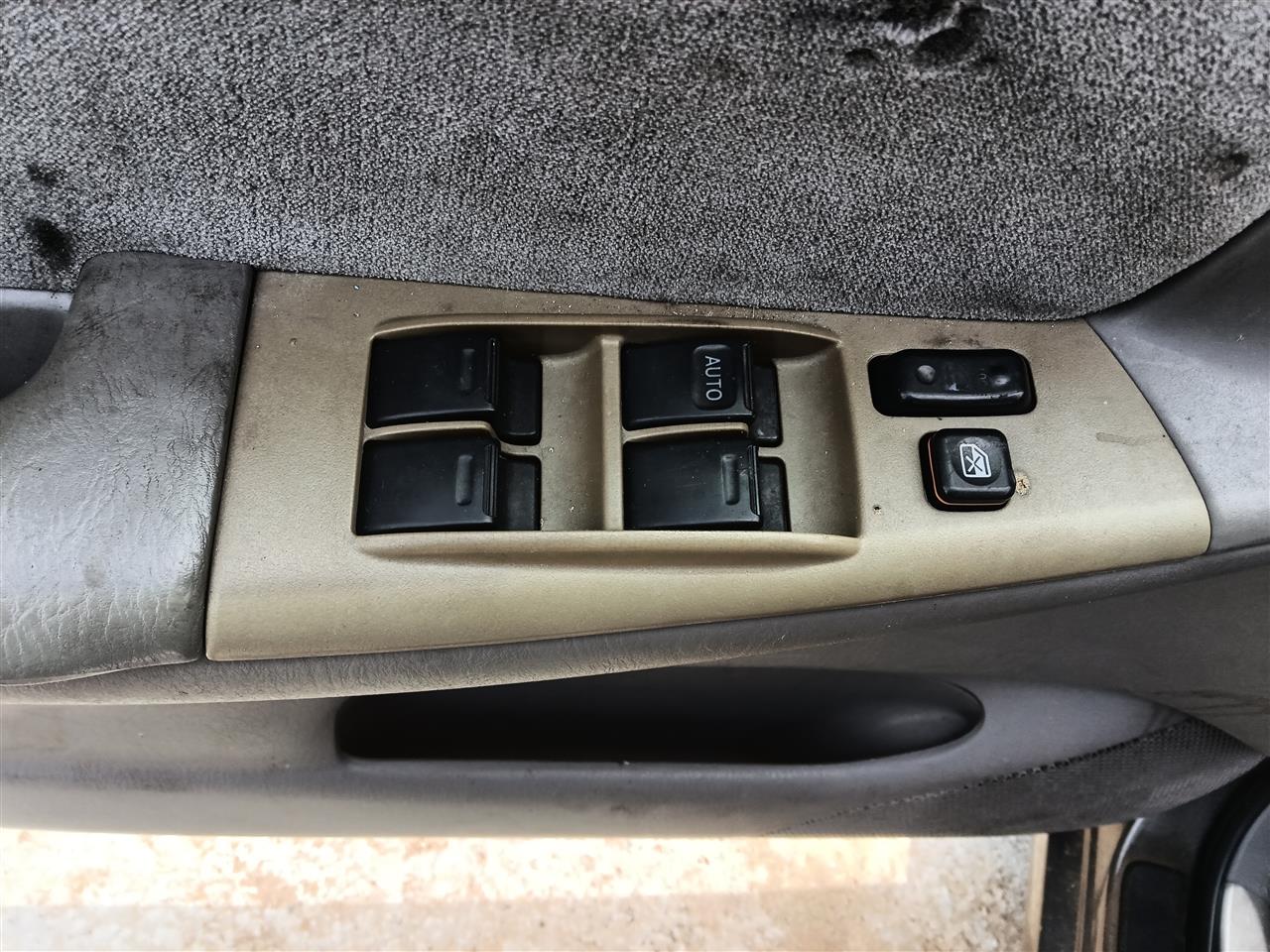 2003 thru 2008 Toyota Corolla, Toyota Matrix Driver Side Left Front Door Window Master Switch Driver s
