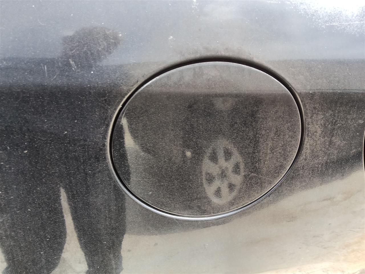 2013 Dodge Dart Fuel Filler Gas Door Lid