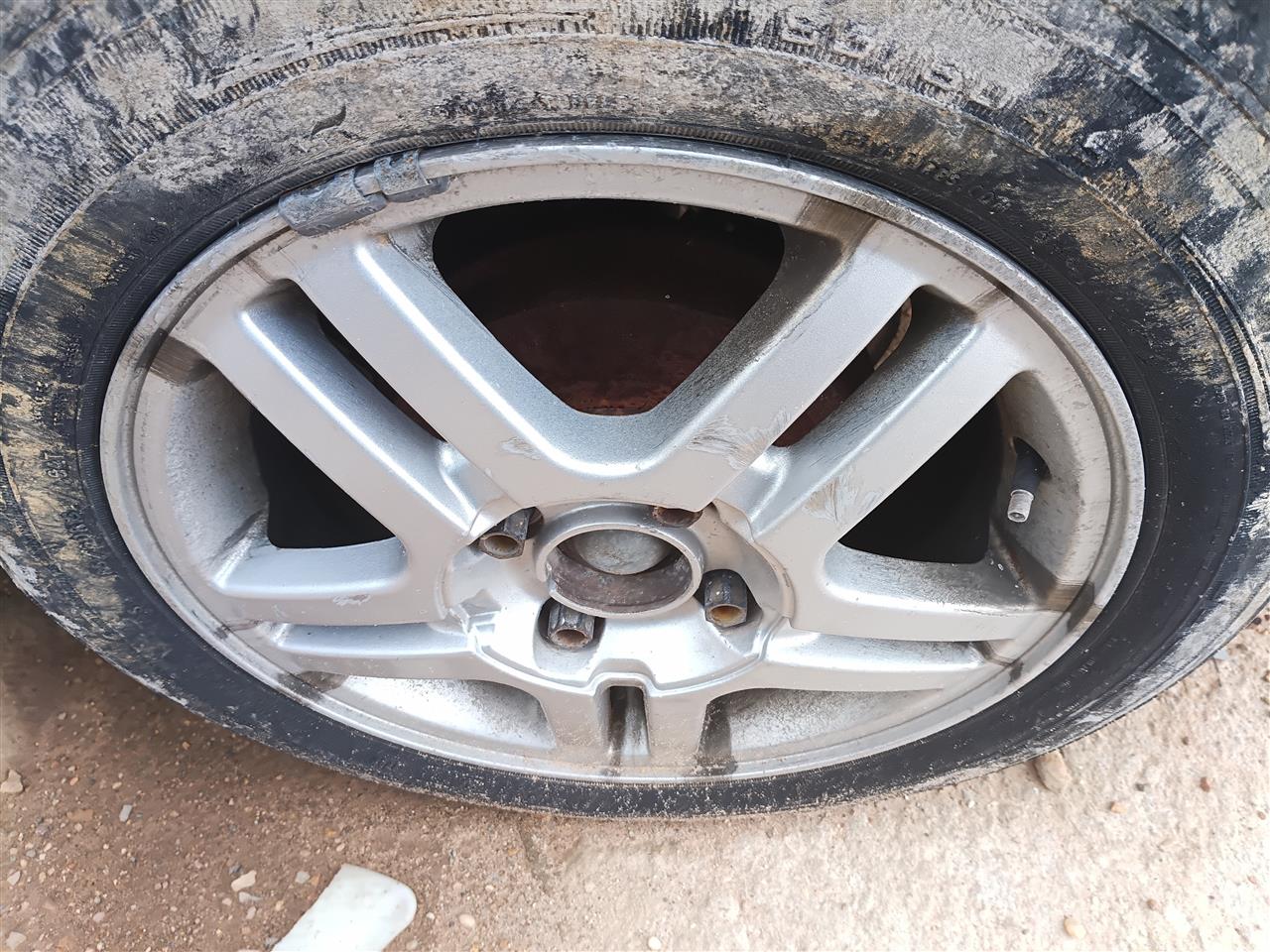 2000 thru 2004 Ford Focus Wheel Rim 10 spoke 5 double