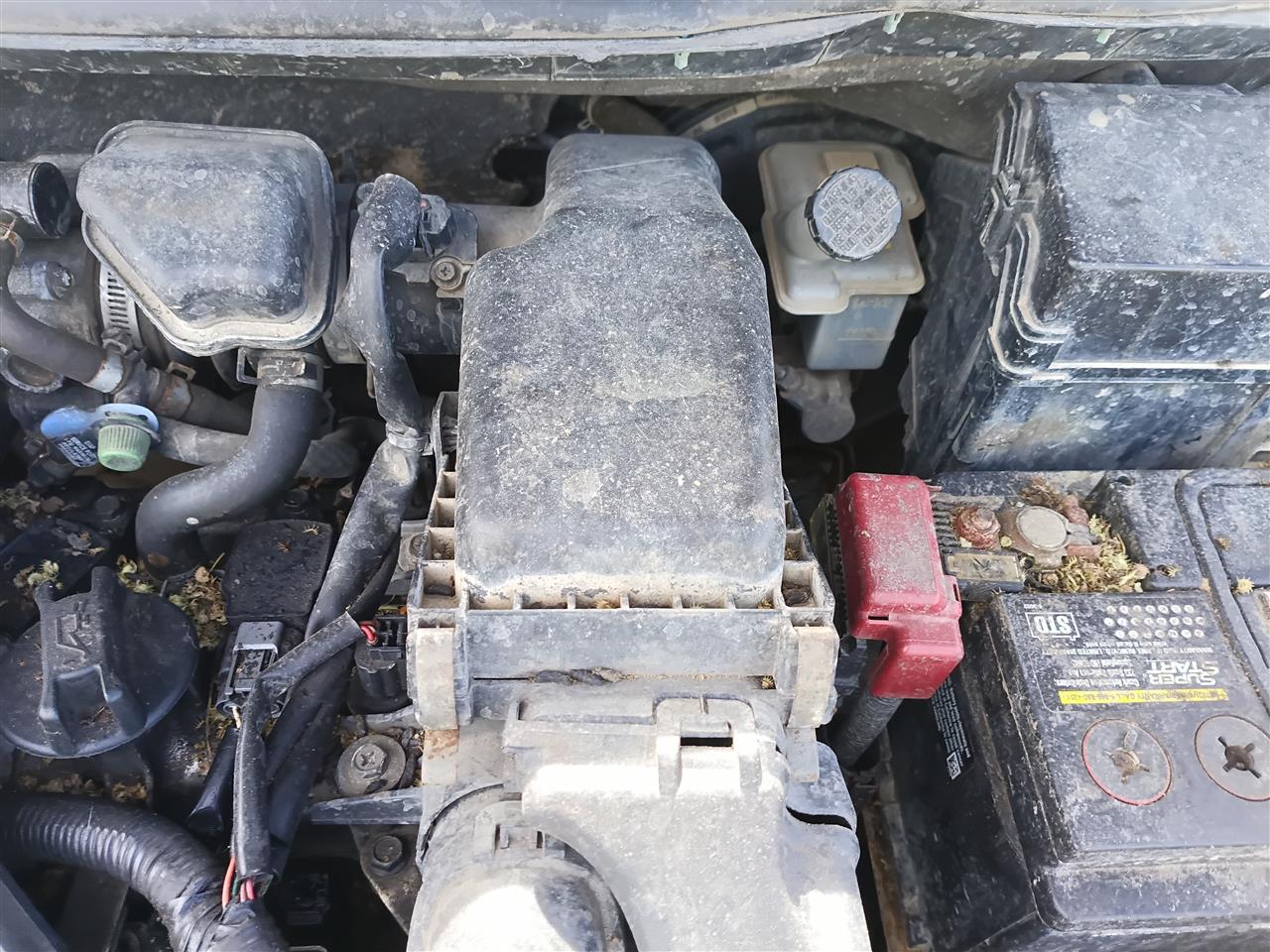 2012 Nissan Versa Air Cleaner Intake Filter Box 1.6L Sdn