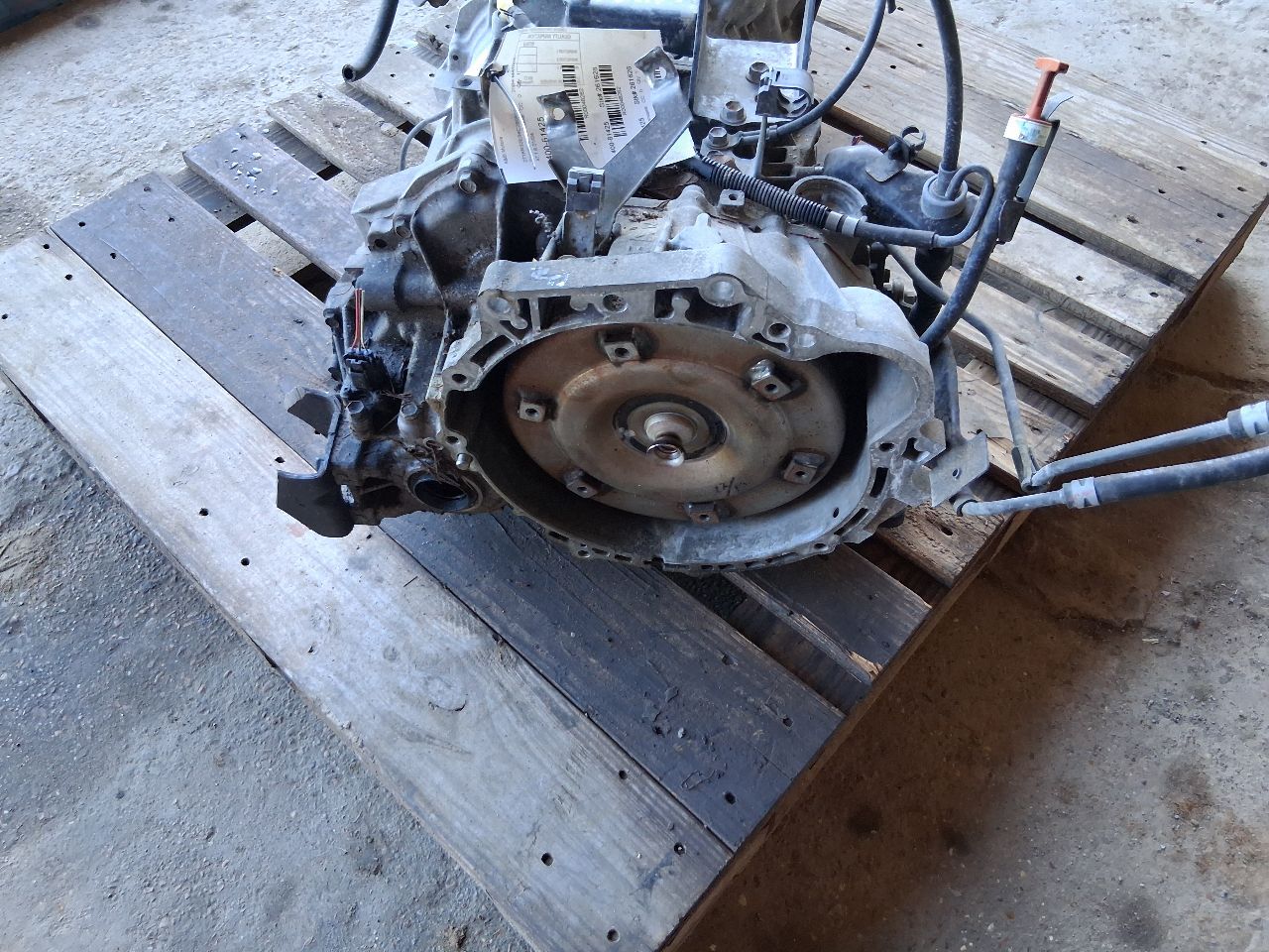 2003 2004 Toyota Matrix Transmission Transaxle Assembly AT 1ZZFE engine FWD