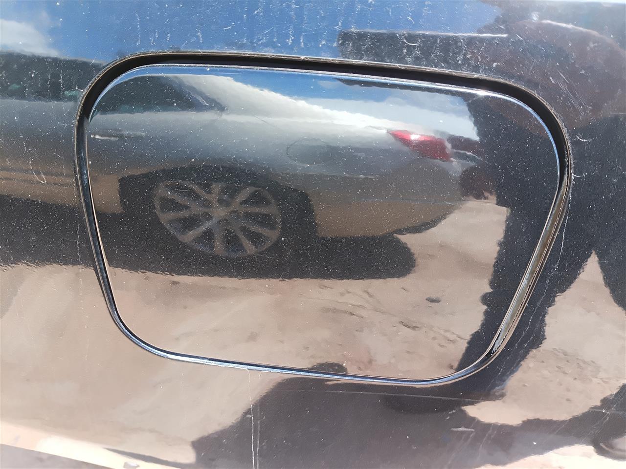 2011 Toyota Camry Fuel Filler Gas Door Lid