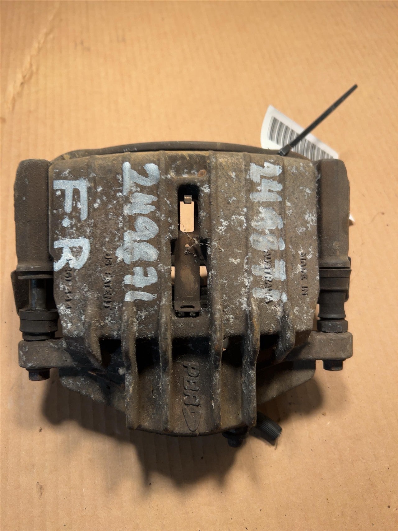 1997 thru 2005 Chevrolet Malibu, Pontiac Grand AM, Oldsmobile Alero, Oldsmobile Cutlass Passenger Side Right Caliper Front R