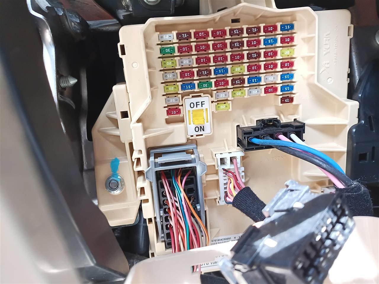 2017 Hyundai Sonata Cabin Interior Fuse Box Relay Panel