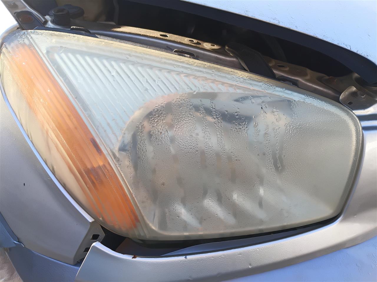 2001 2002 2003 Toyota RAV4 Passenger Side Right Headlight Headlamp Assembly R