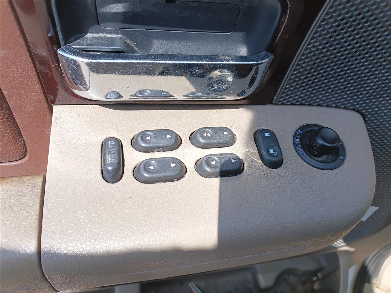 2003 thru 2008 Ford Crown Victoria, Mercury Grand Marquis, Ford F150, Ford Expedition Driver Side Left Front Door Window