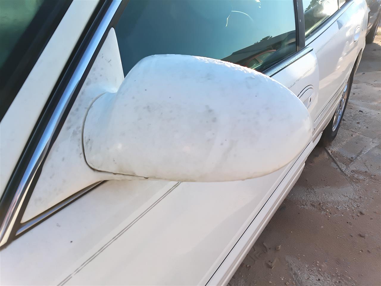 2000 thru 2005 Buick Lesabre Left Driver Side View Door Mirror Power L