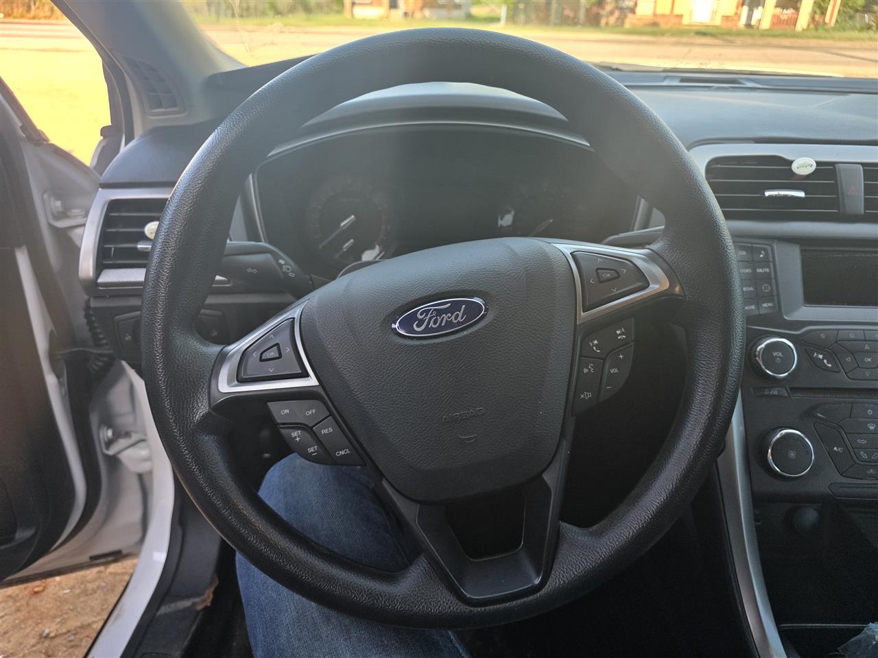 2017 2018 2019 Ford Fusion Driver Side Left AIR BAG front driver wheel