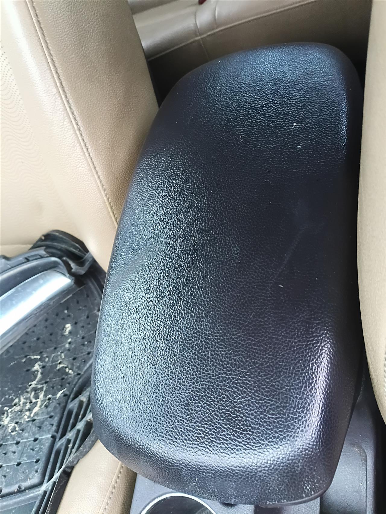 2011 2012 2013 Hyundai Elantra Console Front Sdn floor US built with sliding armrest AT