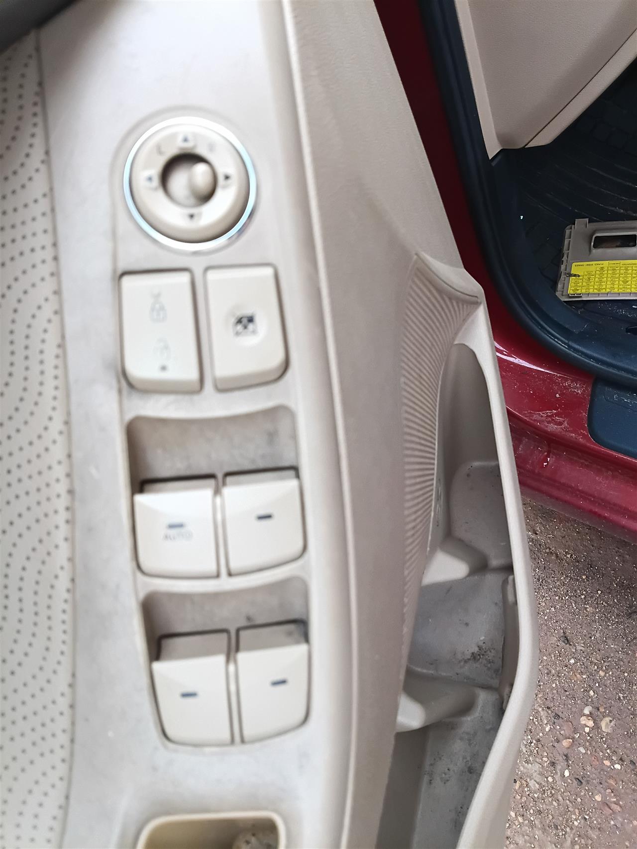 2011 2012 2013 Hyundai Elantra Driver Side Left Front Door Window Master Switch driver s Sdn lock with mirror and