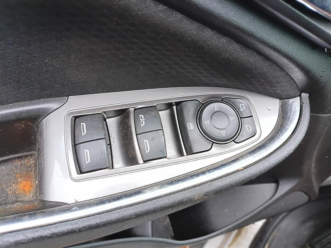 2016 thru 2025 Chevrolet Malibu, Chevrolet Traverse, GMC Acadia, Chevrolet Trax and 2 more Driver Side Left Front Door