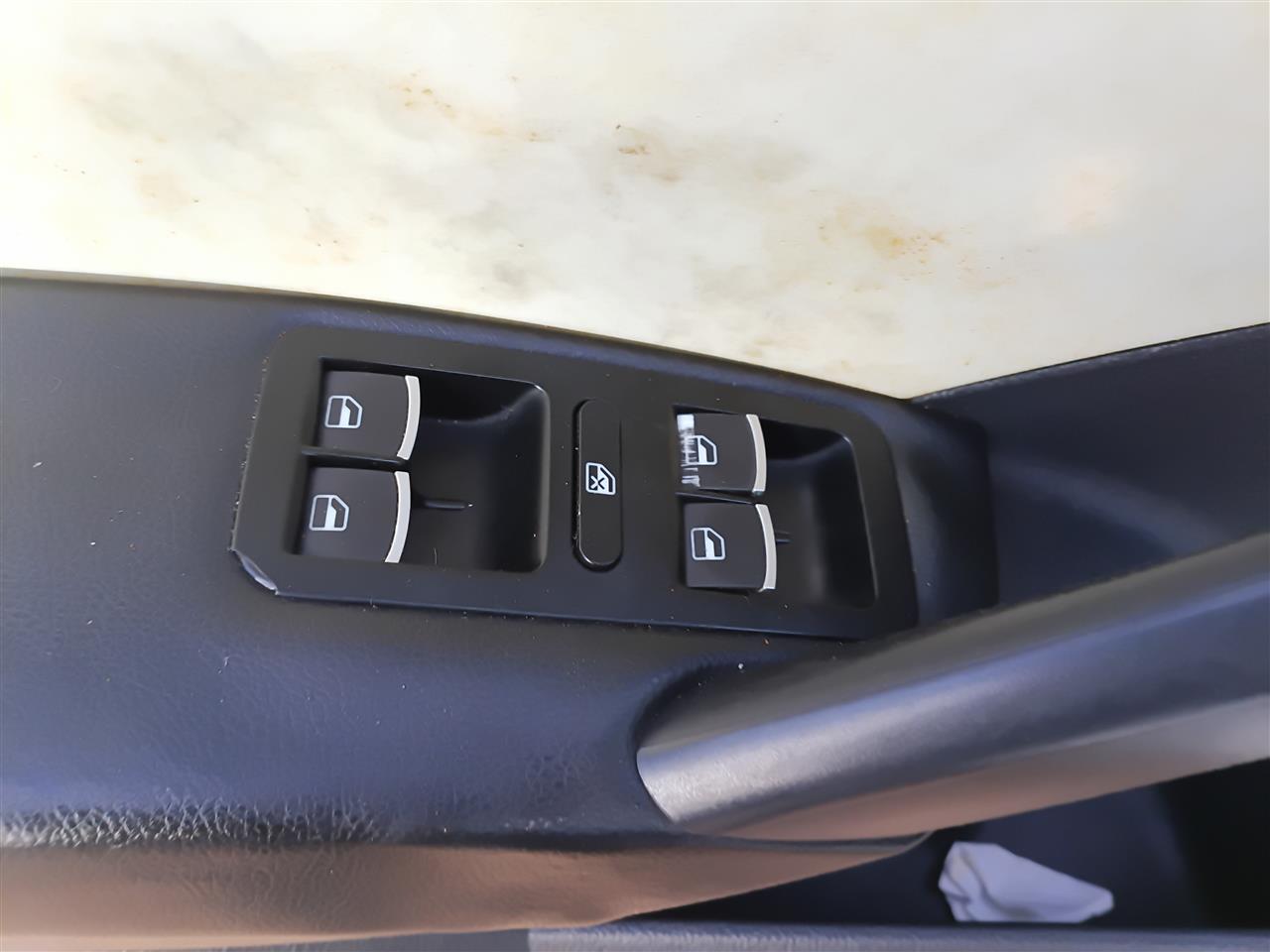 2005 thru 2022 Volkswagen Passat, Volkswagen Jetta, Volkswagen Jetta GLI, Volkswagen Tiguan and 4 more Driver Side Left