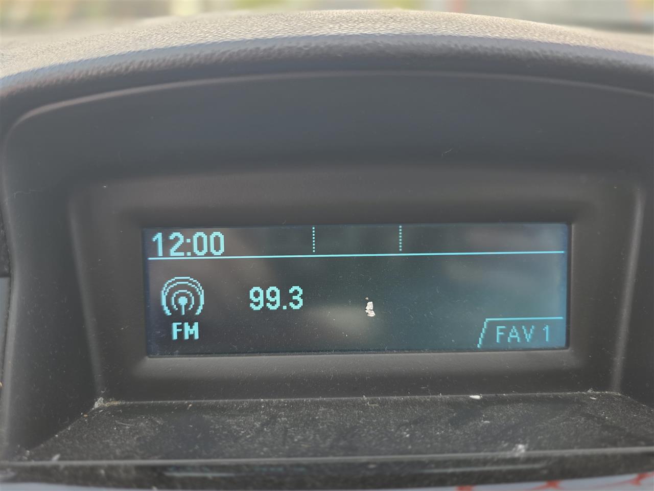 2011 thru 2017 Chevrolet Cruze, Buick Verano, Chevrolet Malibu, Buick Regal Info GPS TV Screen opt UAG
