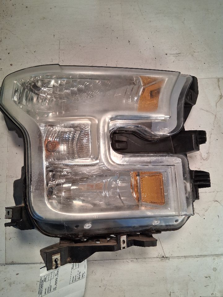 2015 2016 2017 Ford F150 Passenger Side Right Headlight Headlamp Assembly halogen R