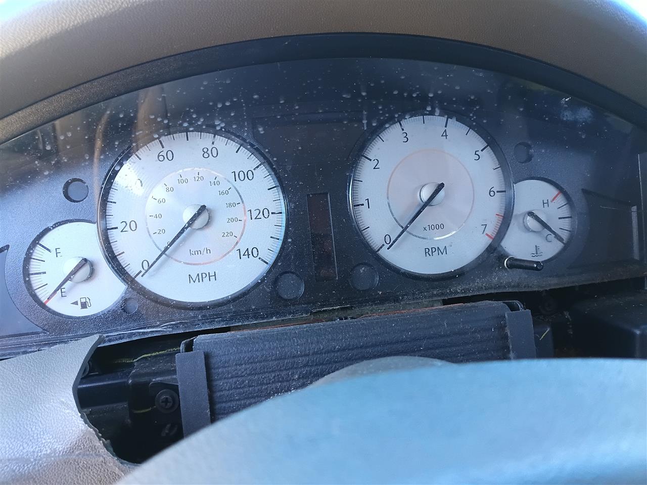 2008 Chrysler 300 Speedometer Instrument Gauge Cluster MPH with information center