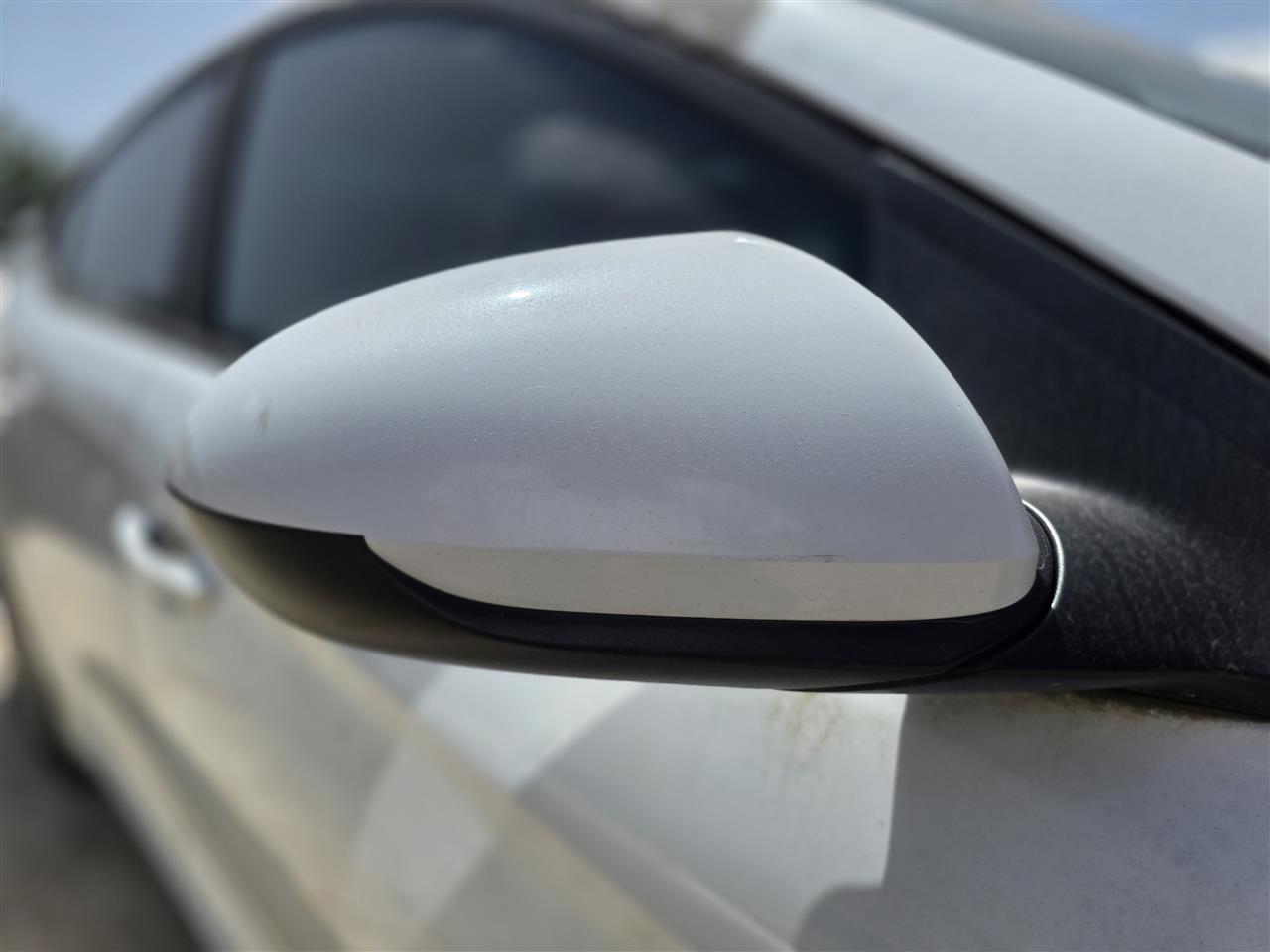 2017 2018 2019 2020 Hyundai Elantra Right Passenger Side View Door Mirror power Sedan without memory blind spot alert R