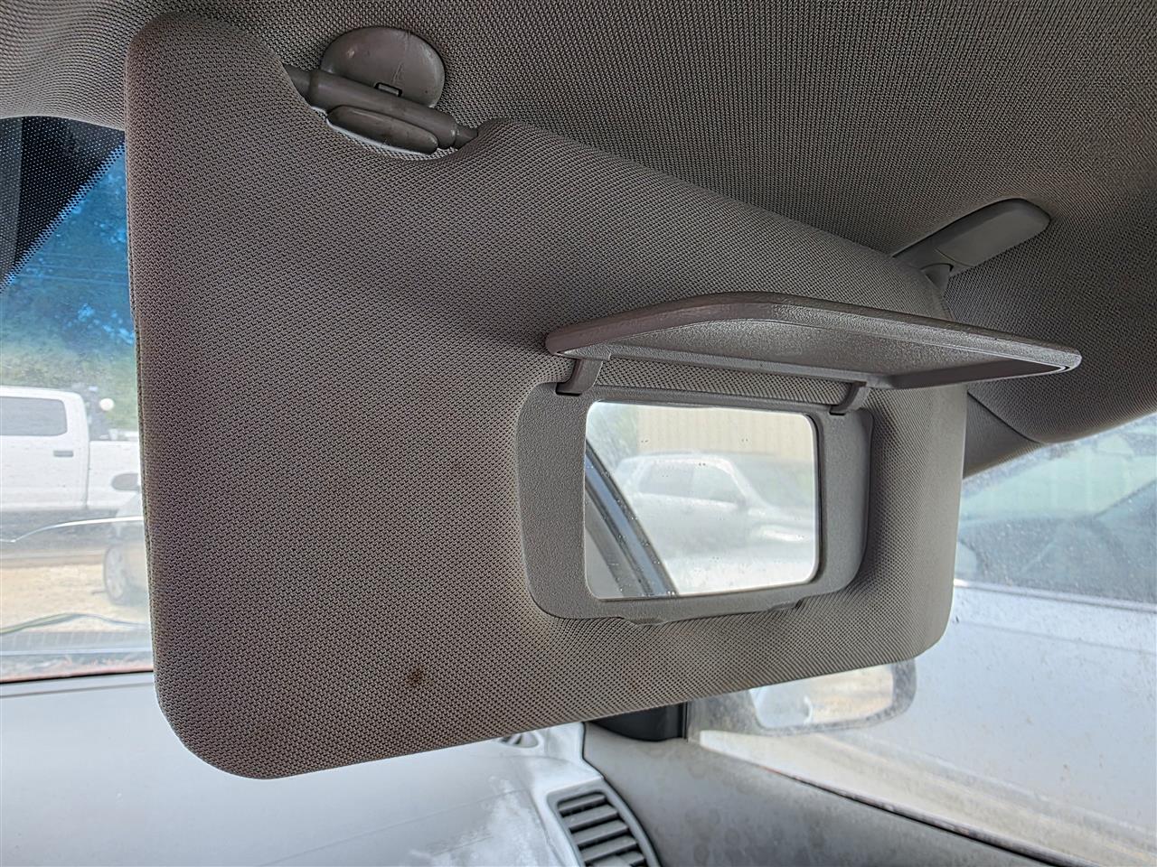2010 2011 2012 Nissan Altima Passenger Side Right Sun Visor Sdn without illumination R