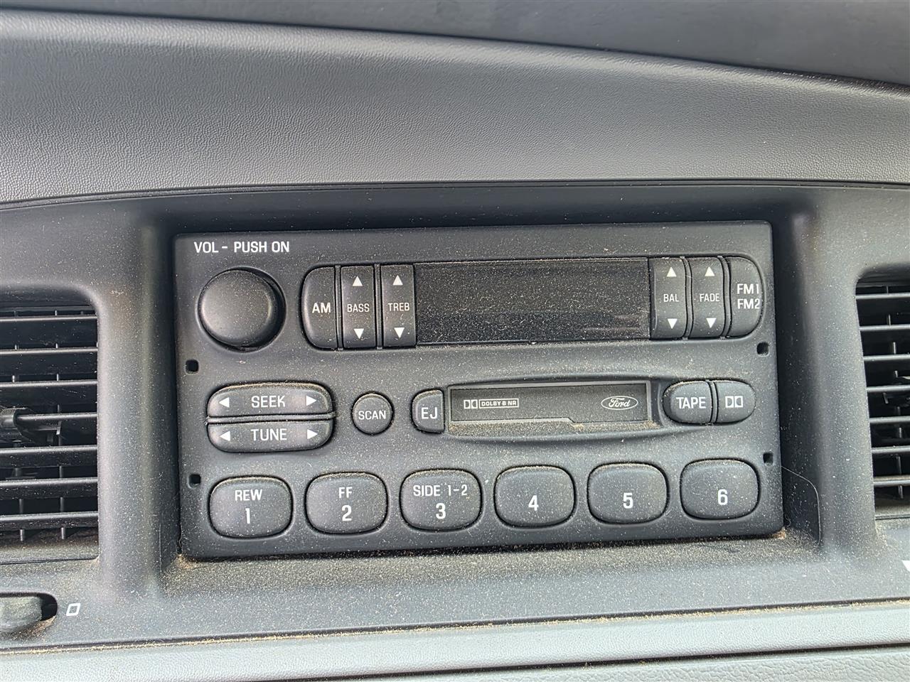 1995 1996 1997 Ford Crown Victoria, Mercury Grand Marquis Radio Stereo Audio Head Unit receiver without JBL system AM FM