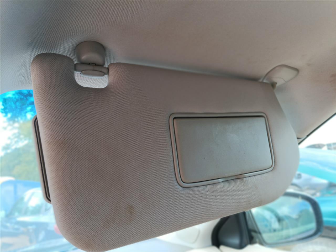 2013 thru 2019 Nissan Pathfinder, Infiniti QX60, Infiniti JX35 Passenger Side Right Sun Visor R