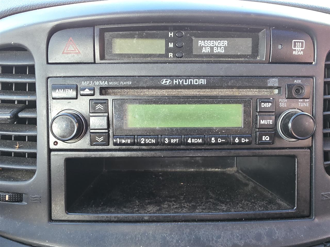 Used OEM Radio Stereo Audio Head Unit from 2010 Hyundai Accent
