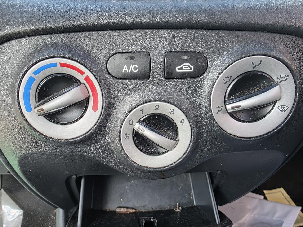 Used OEM AC Heater Temperature Climate Control Unit from 2010 Hyundai Accent