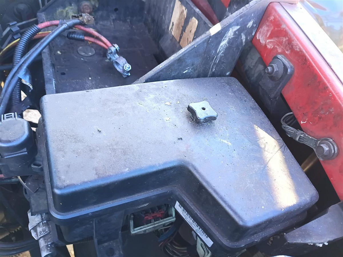 Used OEM Engine Bay Fuse Box Relay Panel from 2004 Dodge 1500