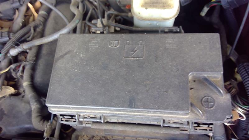 2007 Jeep Nitro Chassis Cont MOD Multifunction LH rear engine compartment
