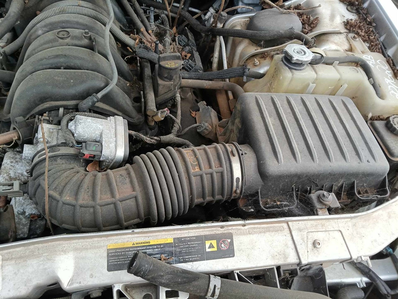 2005 thru 2010 Chrysler 300, Dodge Charger, Dodge Magnum, Dodge Challenger Air Cleaner Intake Filter Box 5.7L
