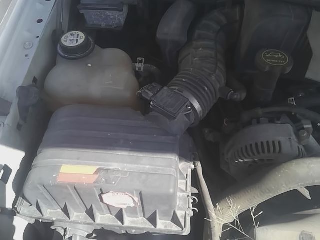 2001 2002 2003 Ford Explorer, Mercury Mountaineer Air Cleaner Intake Filter Box 4.0L 6 Cylinder