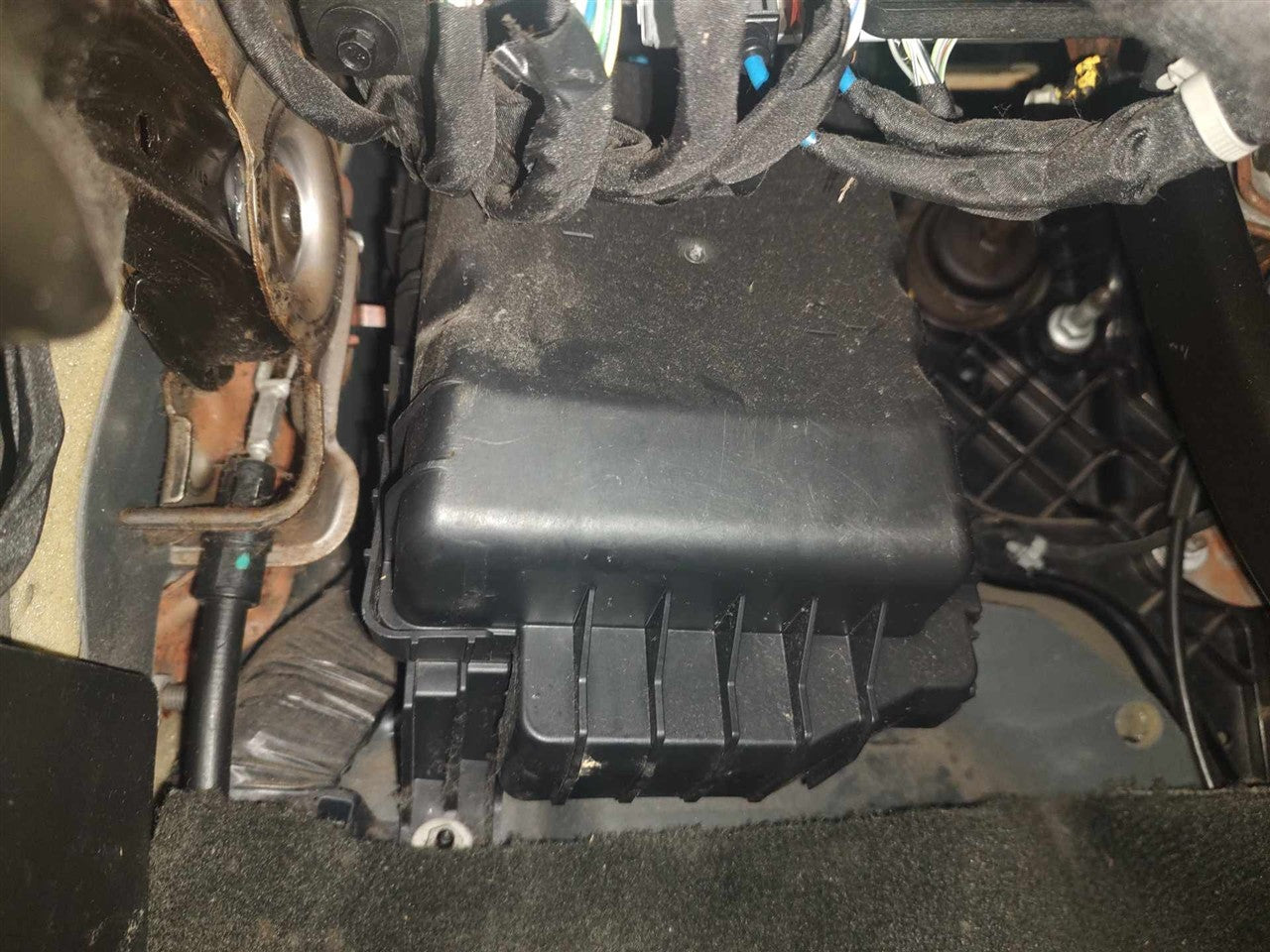 2018 Chevrolet Silverado 1500 Cabin Interior Fuse Box Relay Panel
