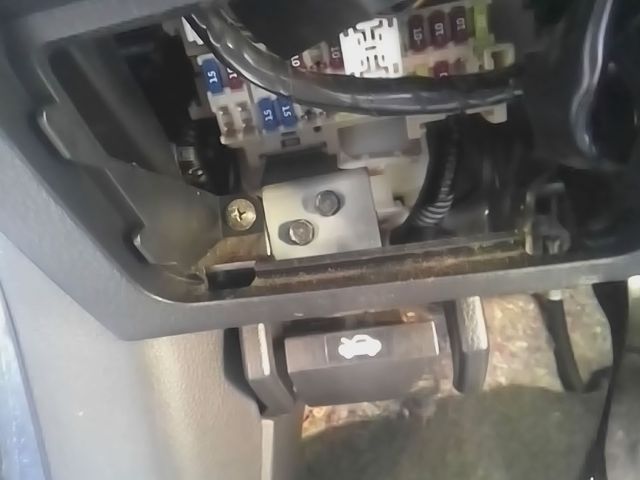 2012 Nissan Altima Cabin Interior Fuse Box Relay Panel