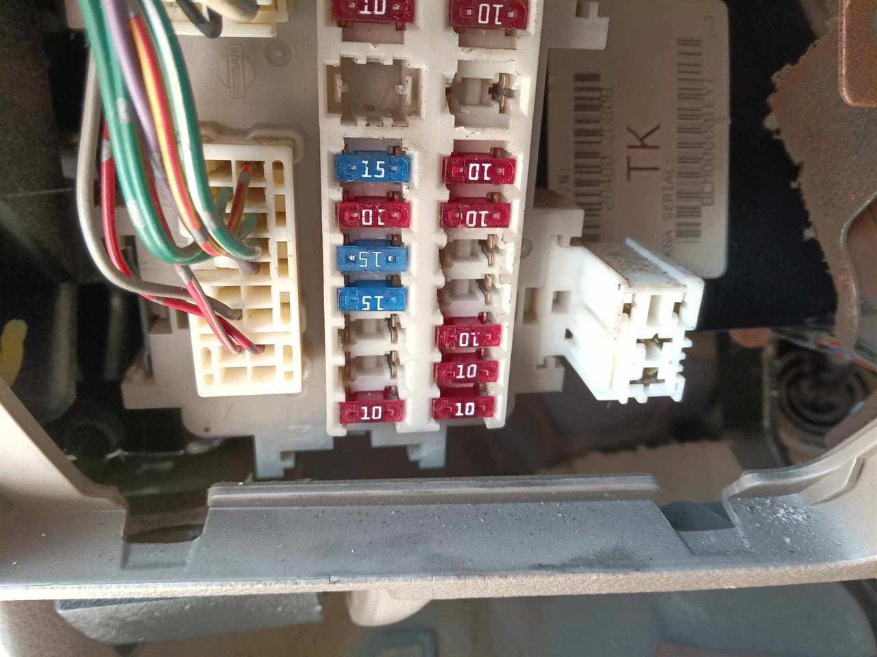 2006 Nissan Altima Cabin Interior Fuse Box Relay Panel