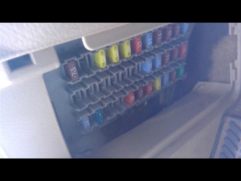 2003 Honda Accord Cabin Interior Fuse Box Relay Panel