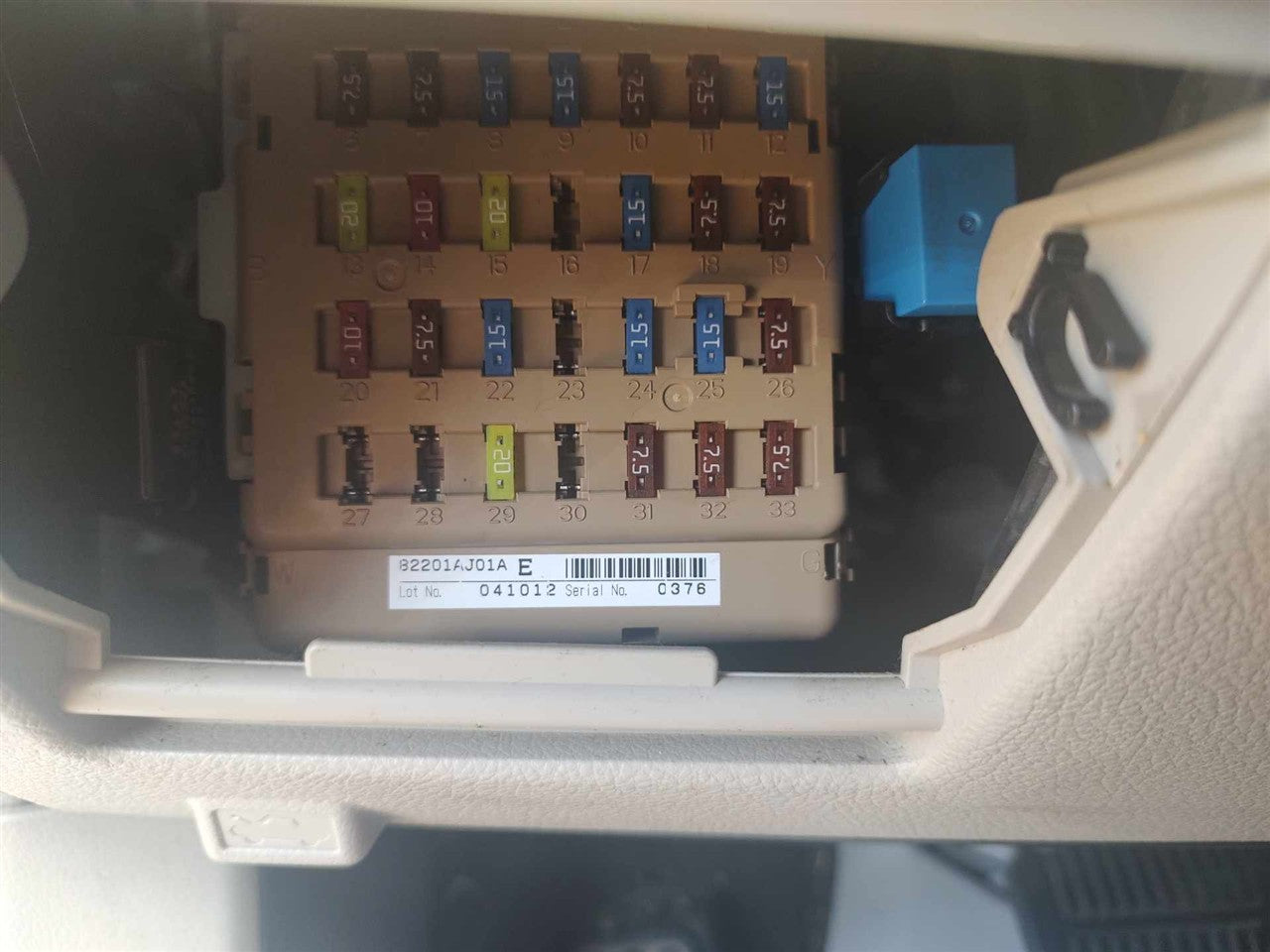2013 Subaru Legacy Cabin Interior Fuse Box Relay Panel