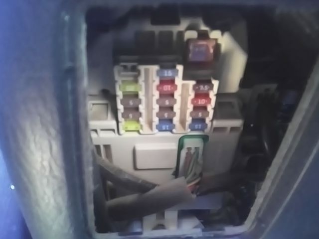 2006 Toyota Cabin Interior Fuse Box Relay Panel