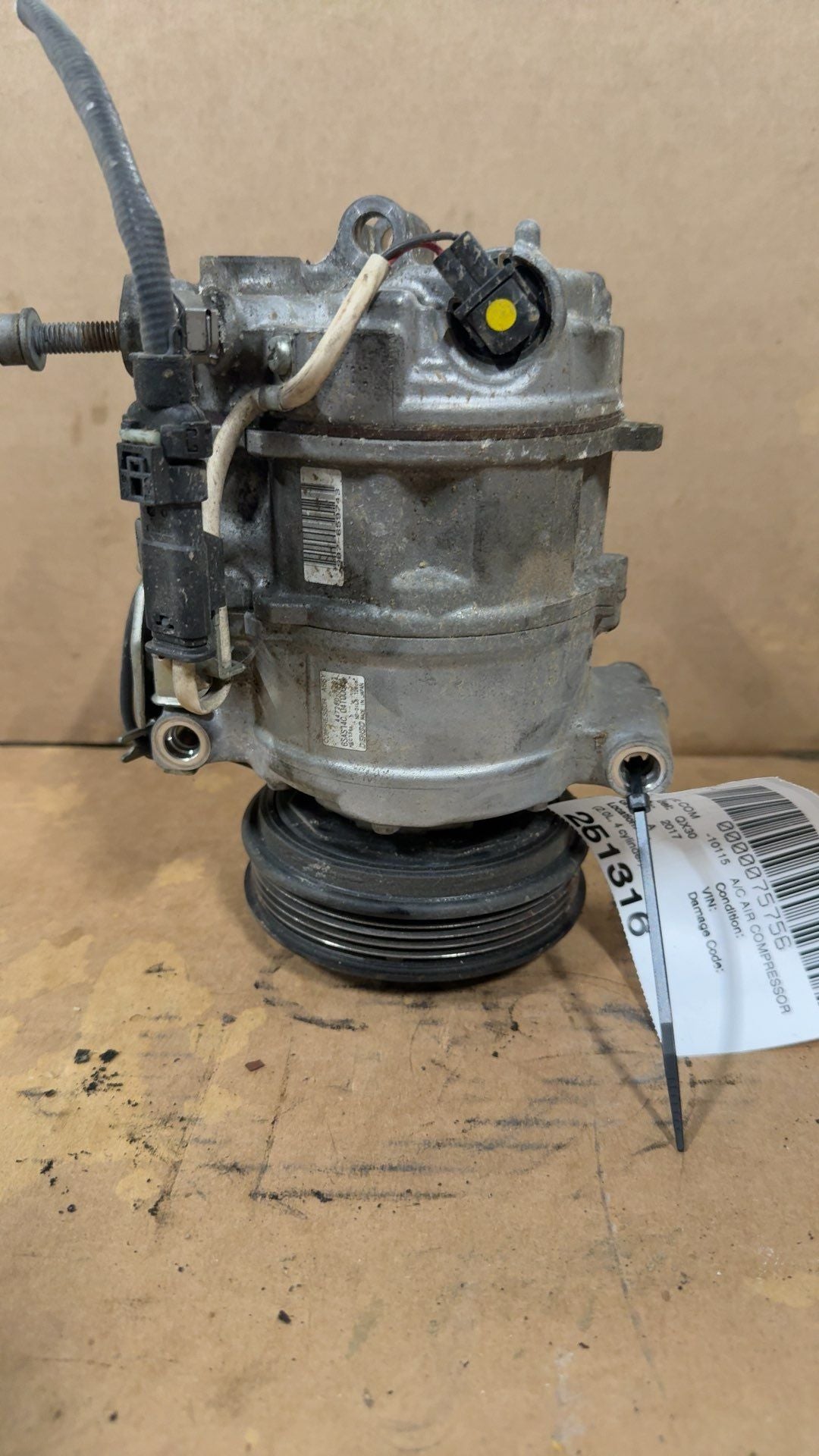 2017 2018 2019 Infiniti QX30 AC Air Conditioning Compressor 2.0L 4 cylinder