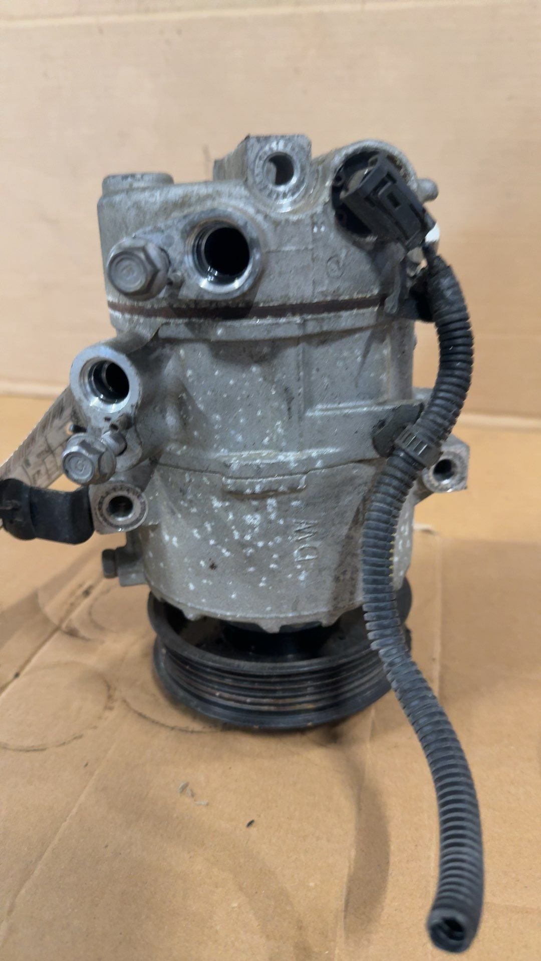 2016 2017 Hyundai Tucson AC Air Conditioning Compressor 2.0L 4 Cylinder
