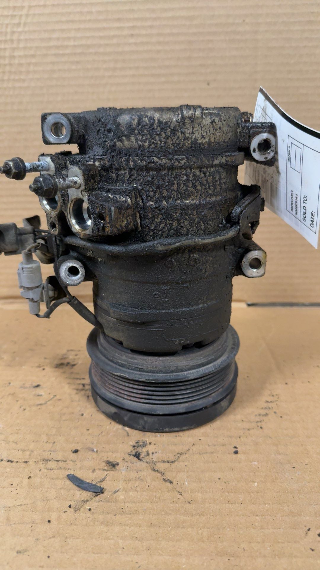 2000 thru 2006 Toyota Tundra AC Air Conditioning Compressor 8 cylinder