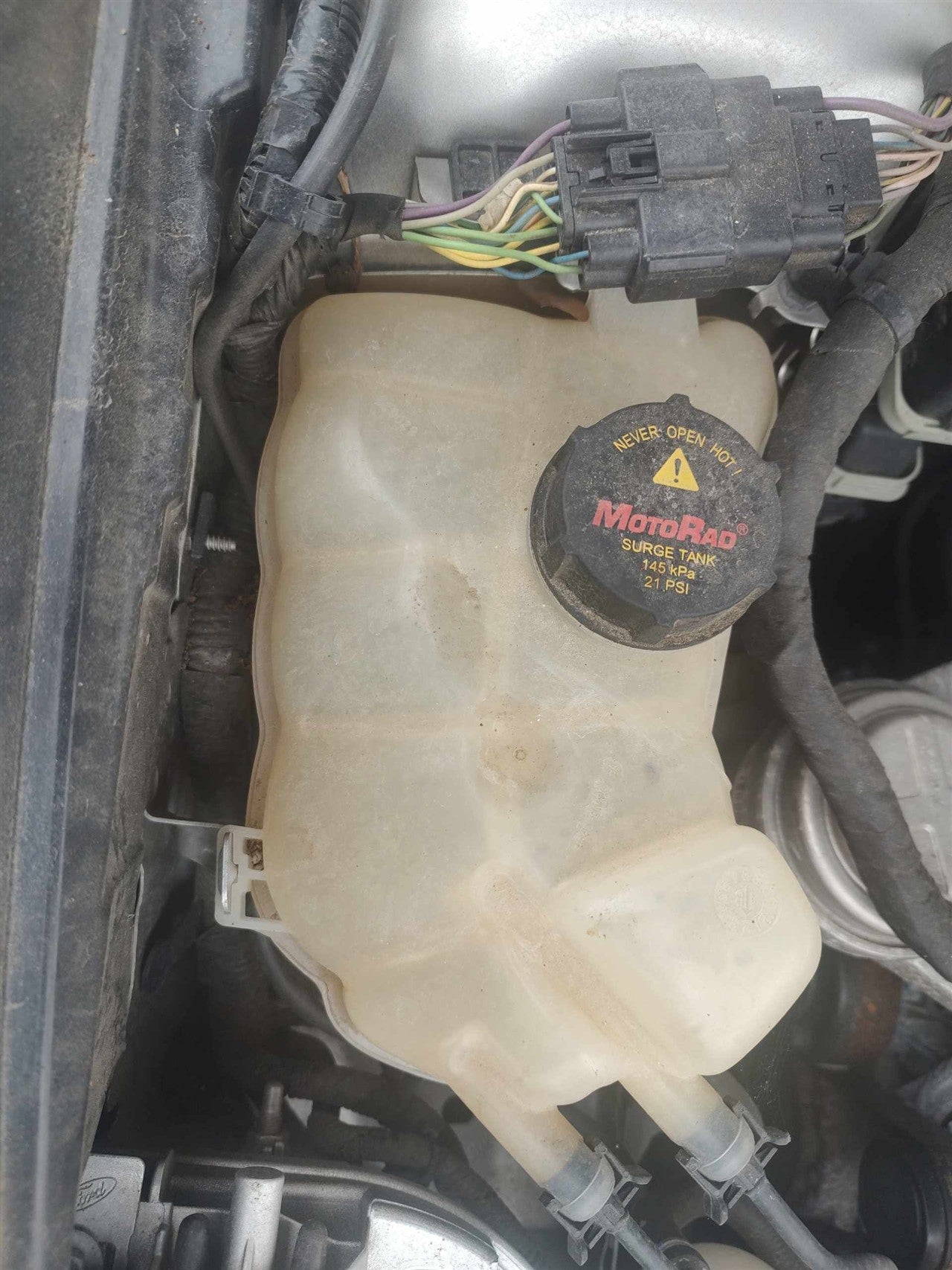 2017 2018 2019 2020 Ford Fusion, Lincoln MKZ Coolant Overflow Reservoir Tank 1.5L
