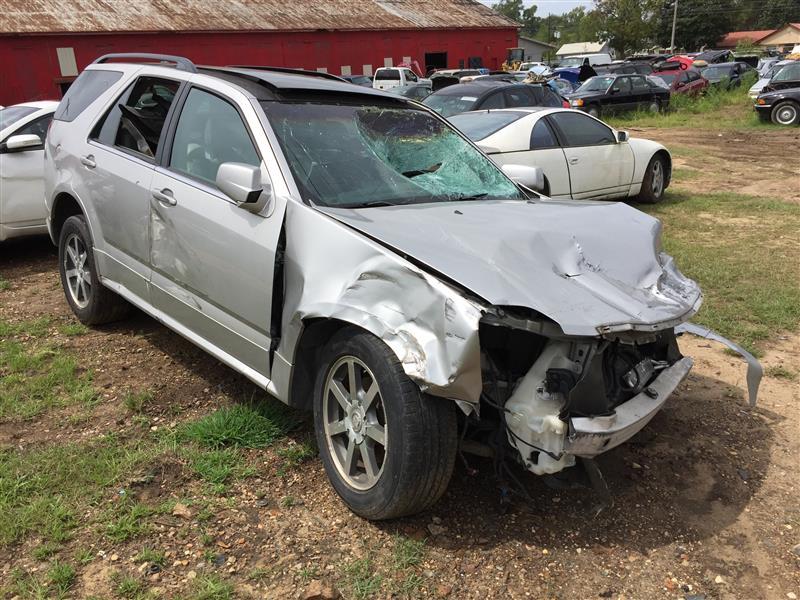 Donor vehicle 2004 Cadillac SRX (Stock #207836)