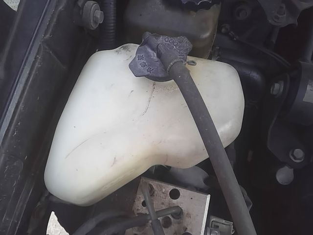 2000 2001 2002 2003 Lexus RX300 Coolant Overflow Reservoir Tank
