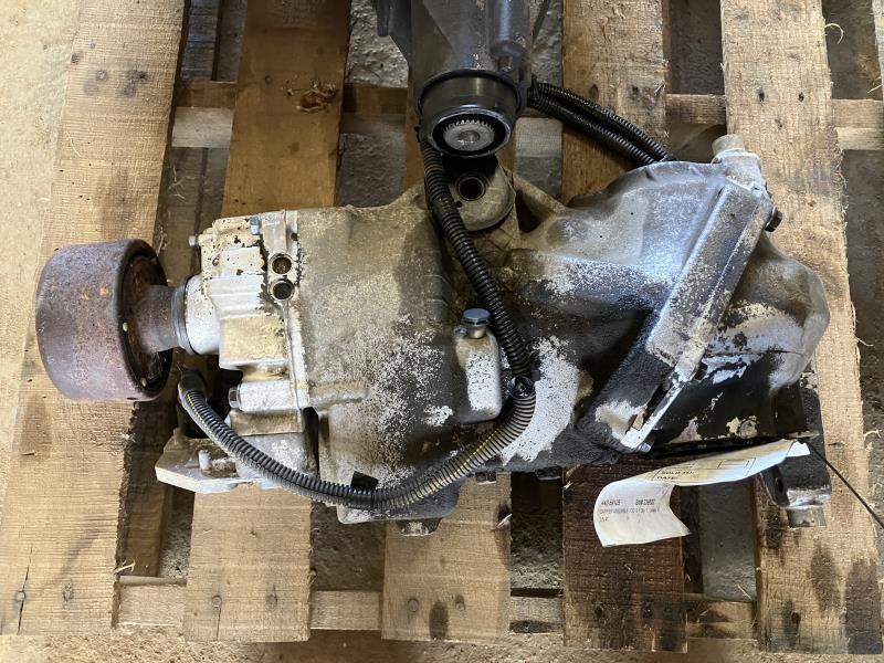 2003 thru 2007 Volvo XC90 Carrier Assembly Rear AWD